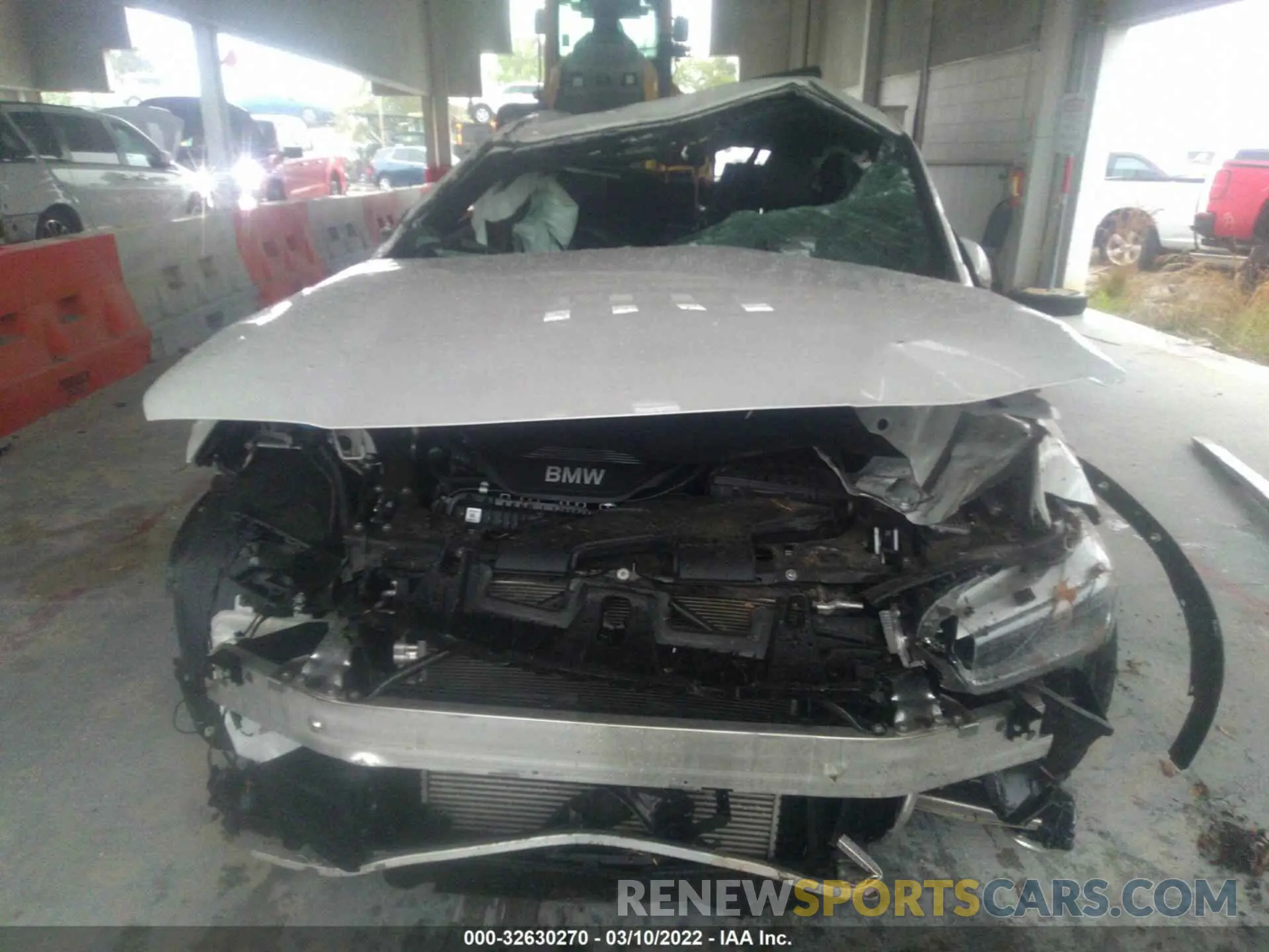 6 Photograph of a damaged car WBXYJ3C50K5N06574 BMW X2 2019