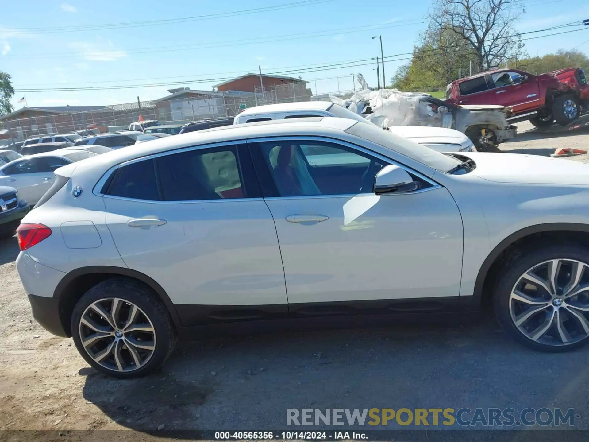 12 Photograph of a damaged car WBXYJ3C57K5N35425 BMW X2 2019
