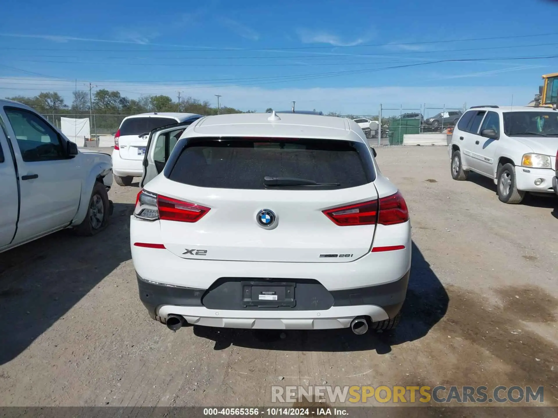 15 Photograph of a damaged car WBXYJ3C57K5N35425 BMW X2 2019