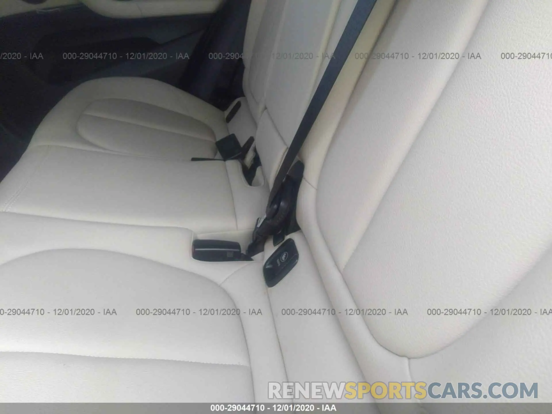 8 Photograph of a damaged car WBXYJ5C53KEF83759 BMW X2 2019