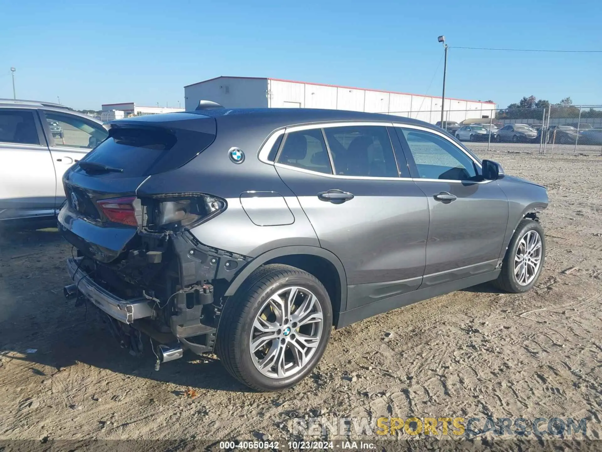 4 Фотография поврежденного автомобиля WBXYJ5C58K5N80479 BMW X2 2019