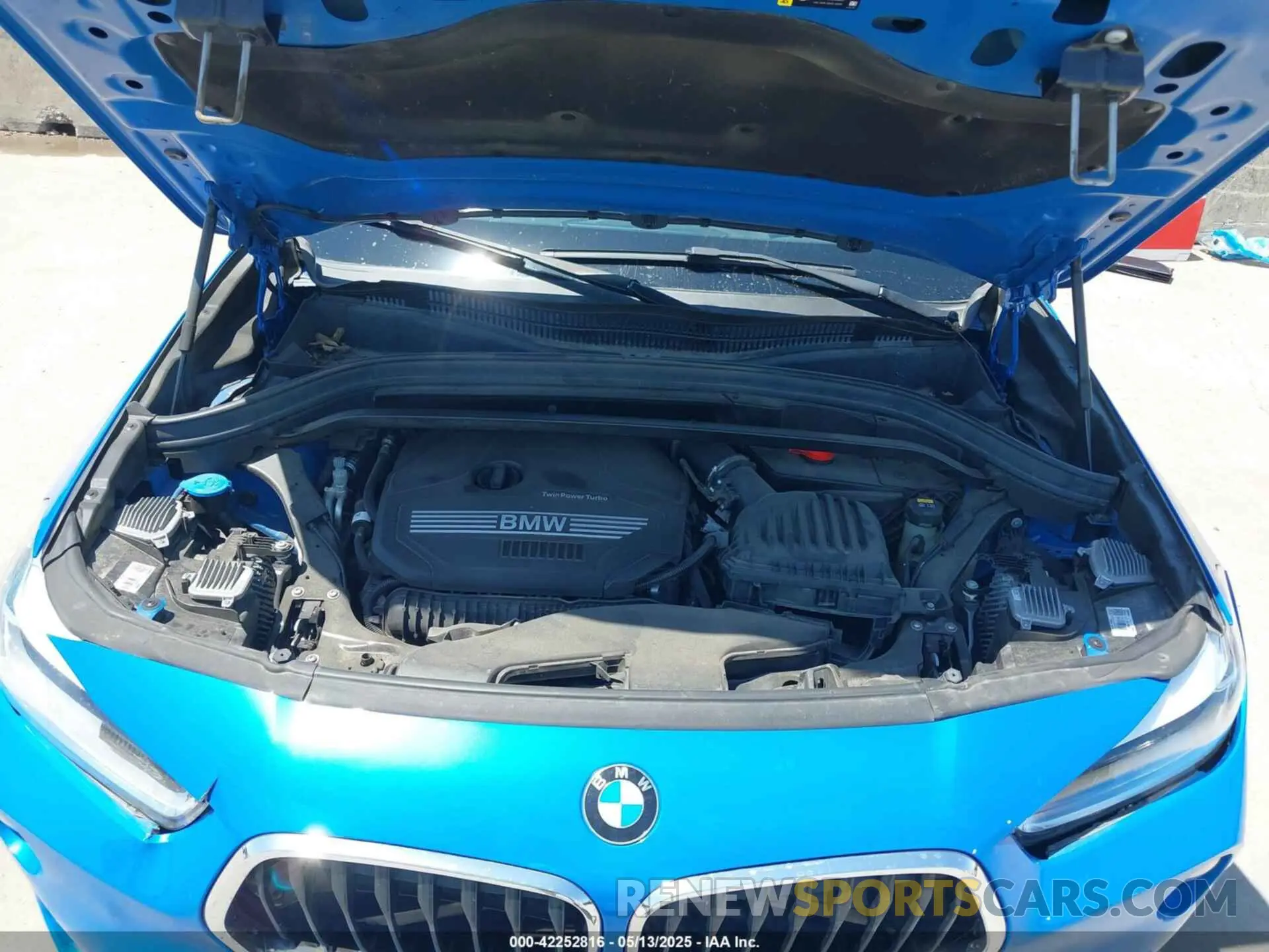 10 Photograph of a damaged car WBXYH9C02L5P23435 BMW X2 2020
