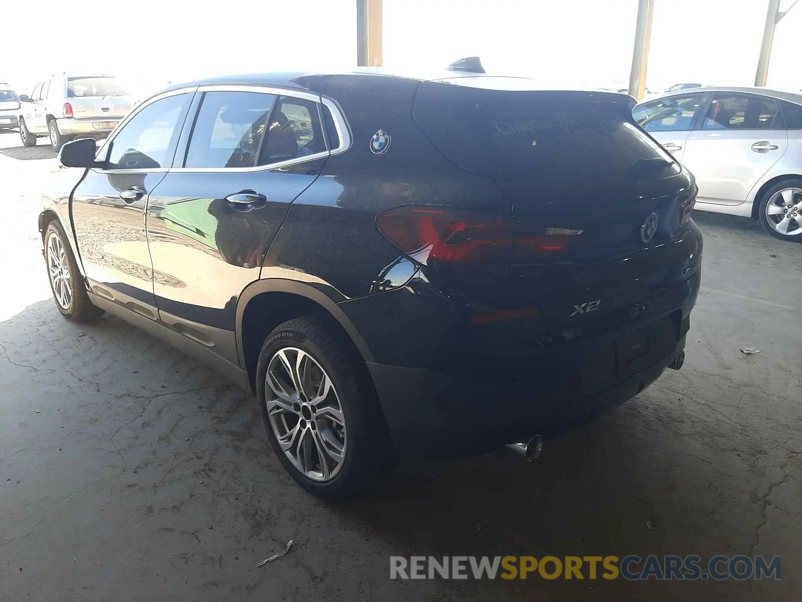 3 Photograph of a damaged car WBXYH9C05L5R55057 BMW X2 2020