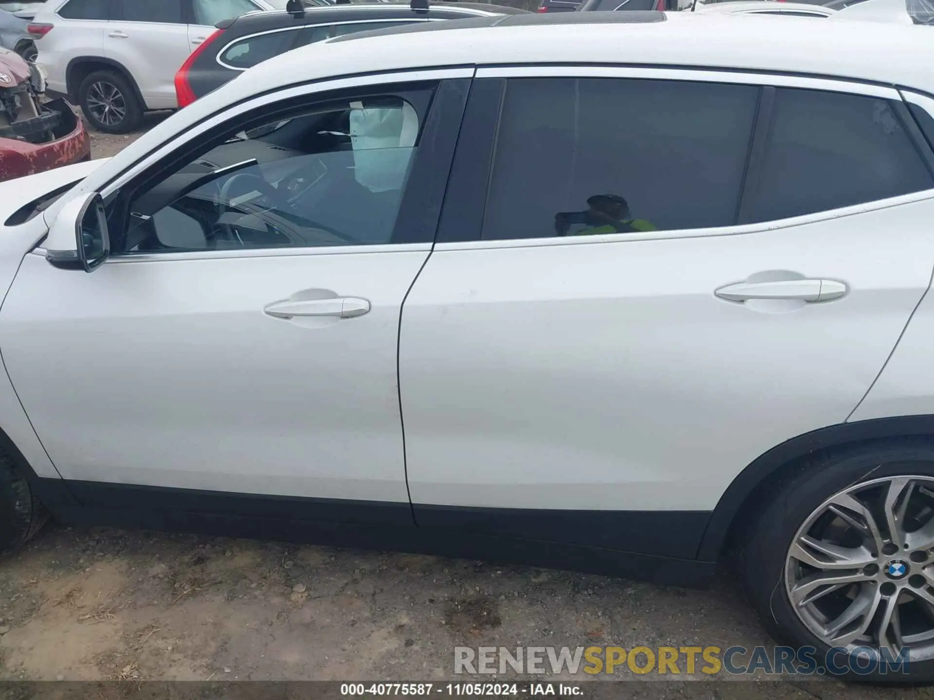 14 Фотография поврежденного автомобиля WBXYJ1C00L5R55621 BMW X2 2020