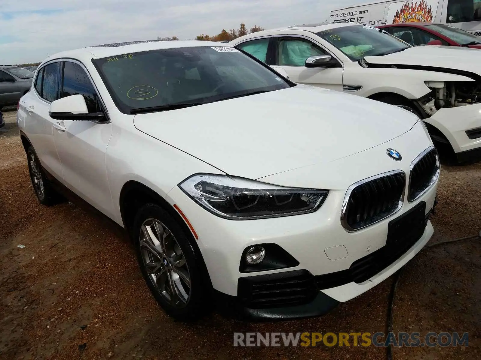 1 Photograph of a damaged car WBXYJ1C03L5N90156 BMW X2 2020