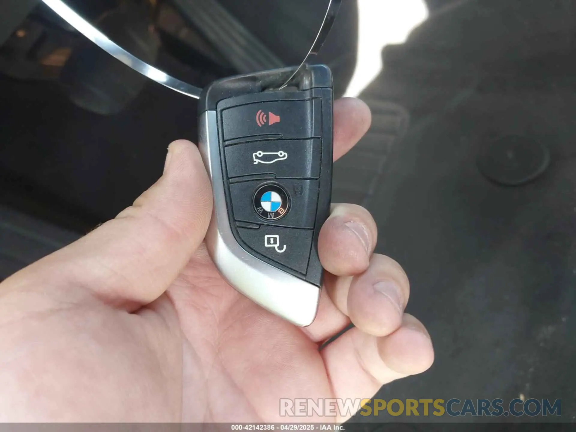 11 Фотография поврежденного автомобиля WBXYJ1C03L5P60659 BMW X2 2020