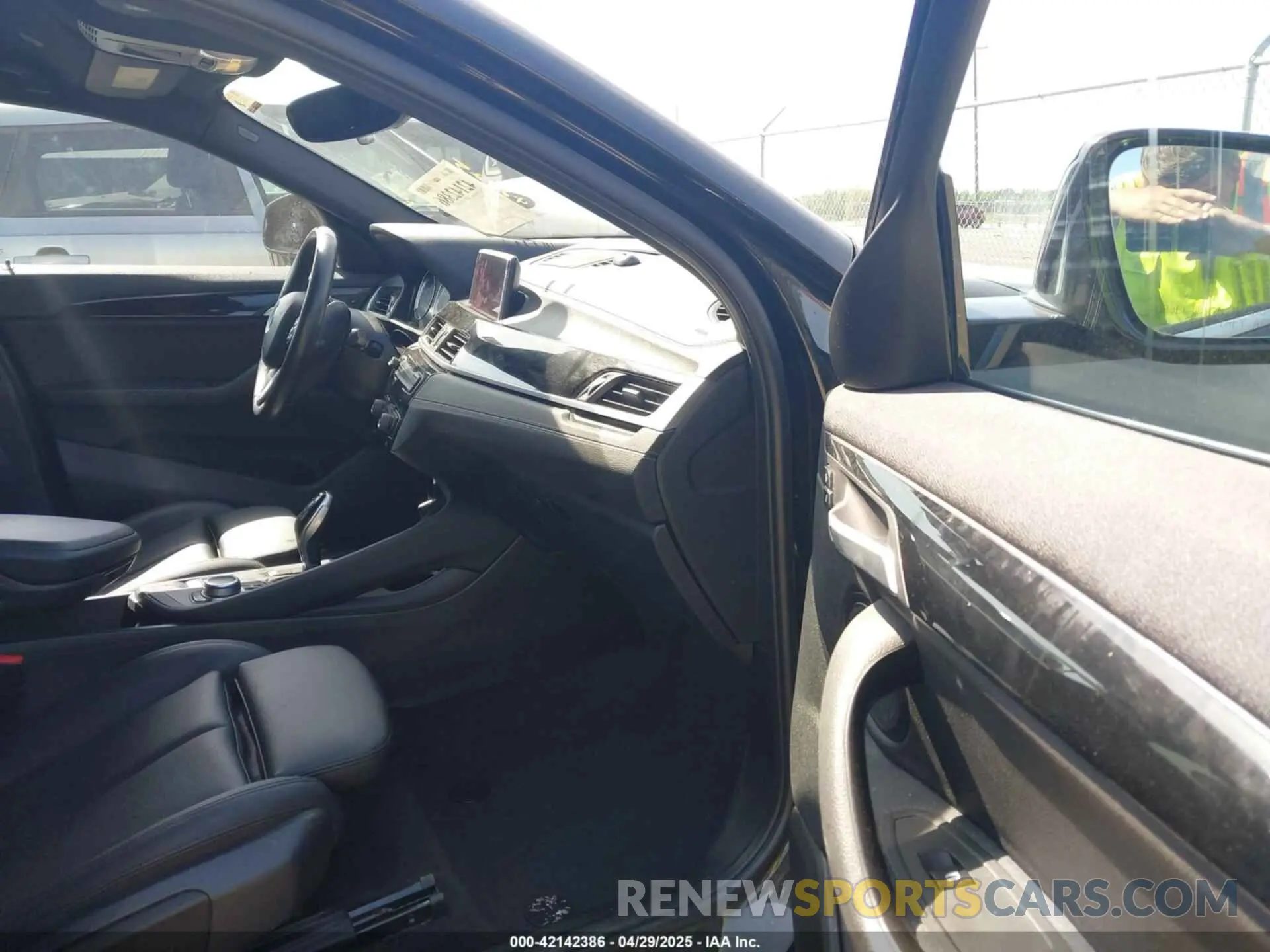 5 Фотография поврежденного автомобиля WBXYJ1C03L5P60659 BMW X2 2020