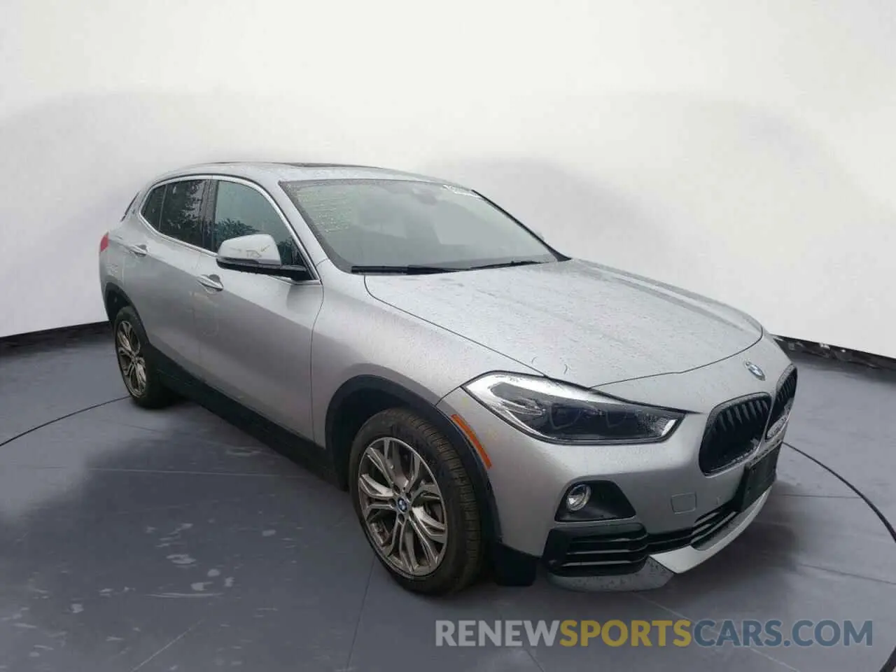 1 Photograph of a damaged car WBXYJ1C03L5P69412 BMW X2 2020