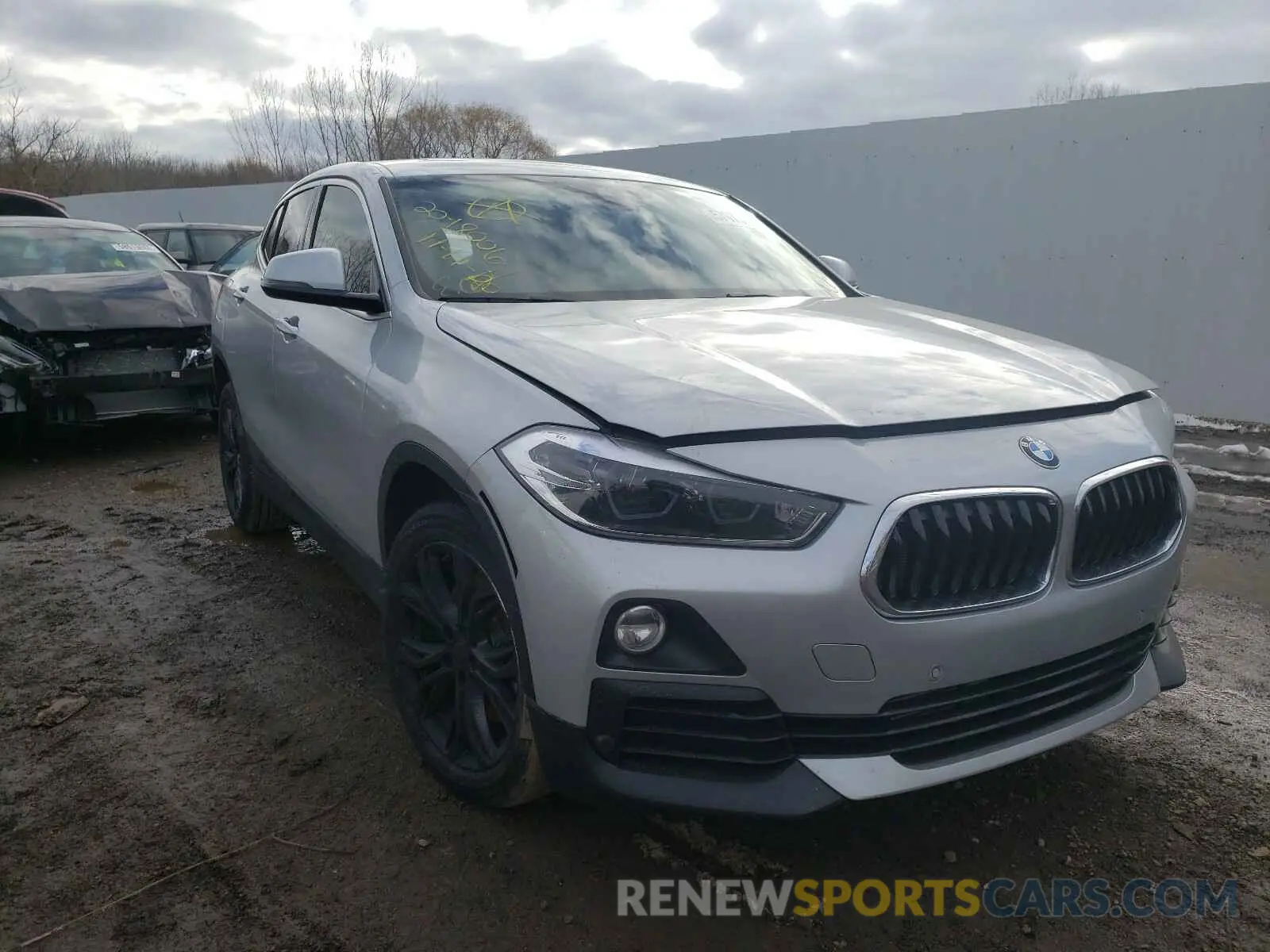 1 Photograph of a damaged car WBXYJ1C06L5P35562 BMW X2 2020