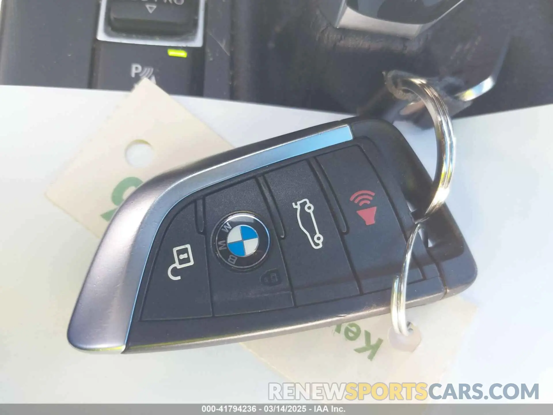 11 Фотография поврежденного автомобиля WBXYJ1C09L5P56146 BMW X2 2020