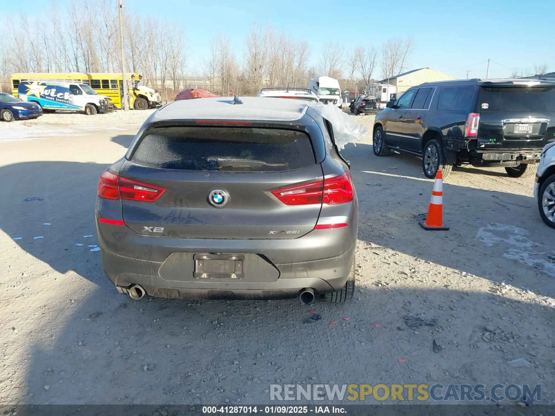 16 Photograph of a damaged car WBXYJ1C0XL5P41137 BMW X2 2020