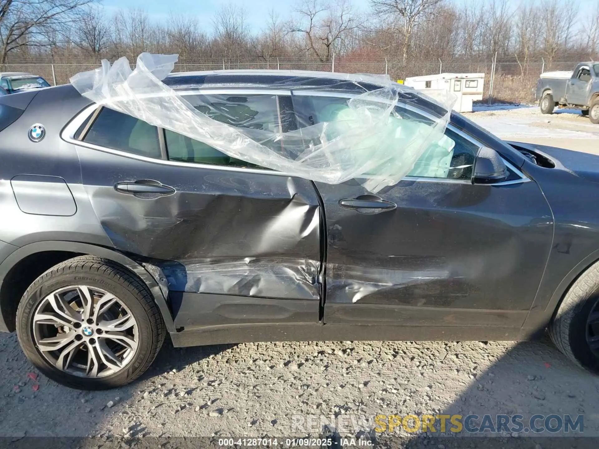 6 Photograph of a damaged car WBXYJ1C0XL5P41137 BMW X2 2020