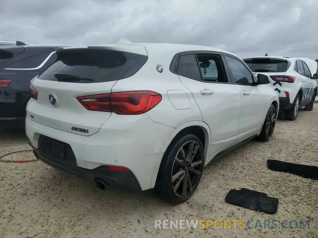 3 Фотография поврежденного автомобиля WBXYN1C07L5P33355 BMW X2 2020