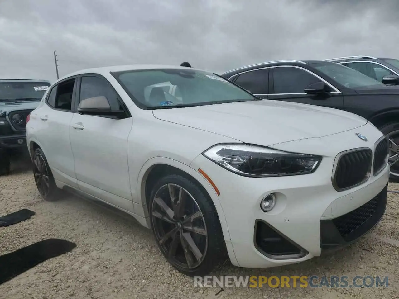 4 Фотография поврежденного автомобиля WBXYN1C07L5P33355 BMW X2 2020
