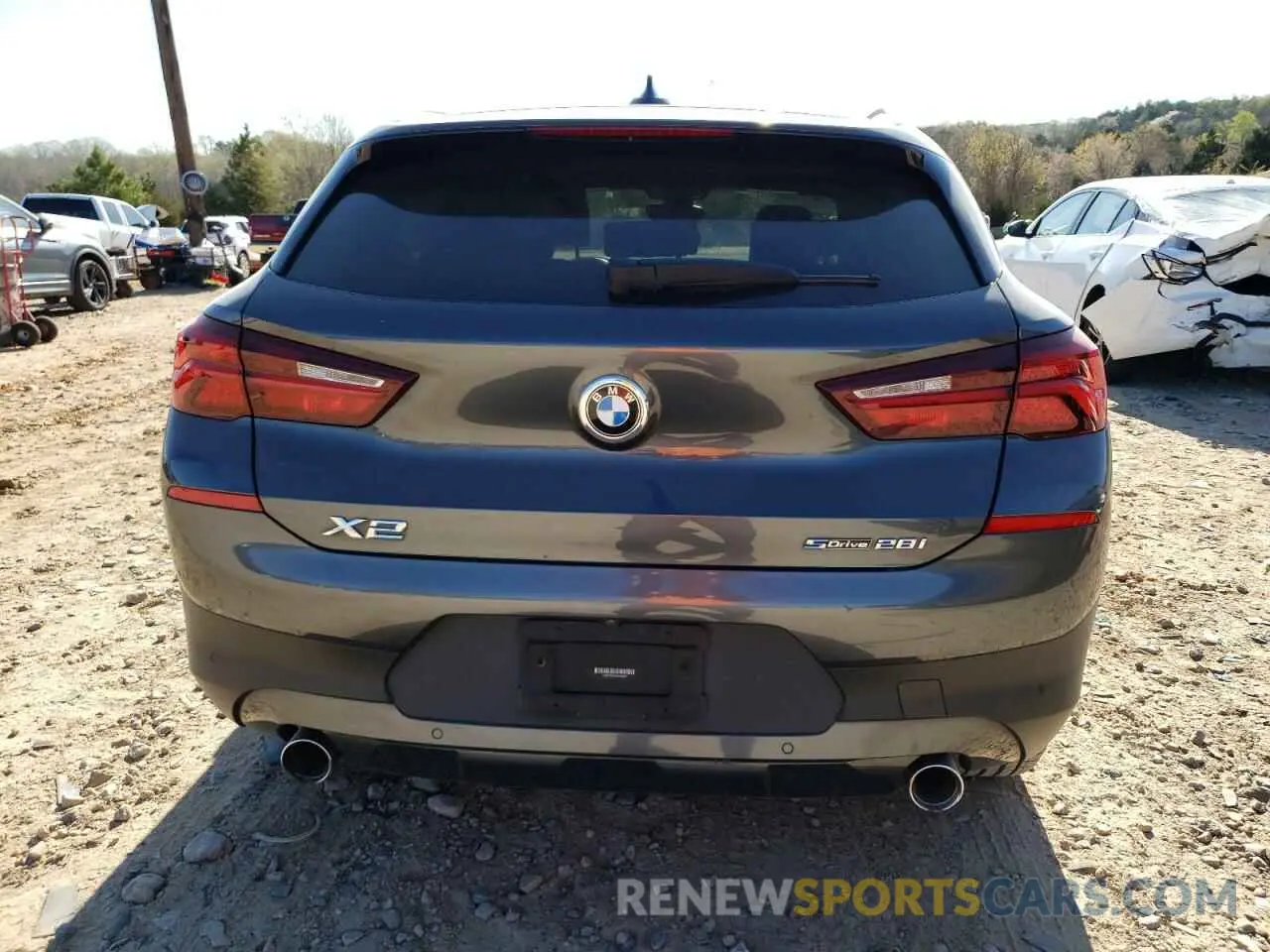6 Photograph of a damaged car WBXYH9C04M5S06297 BMW X2 2021