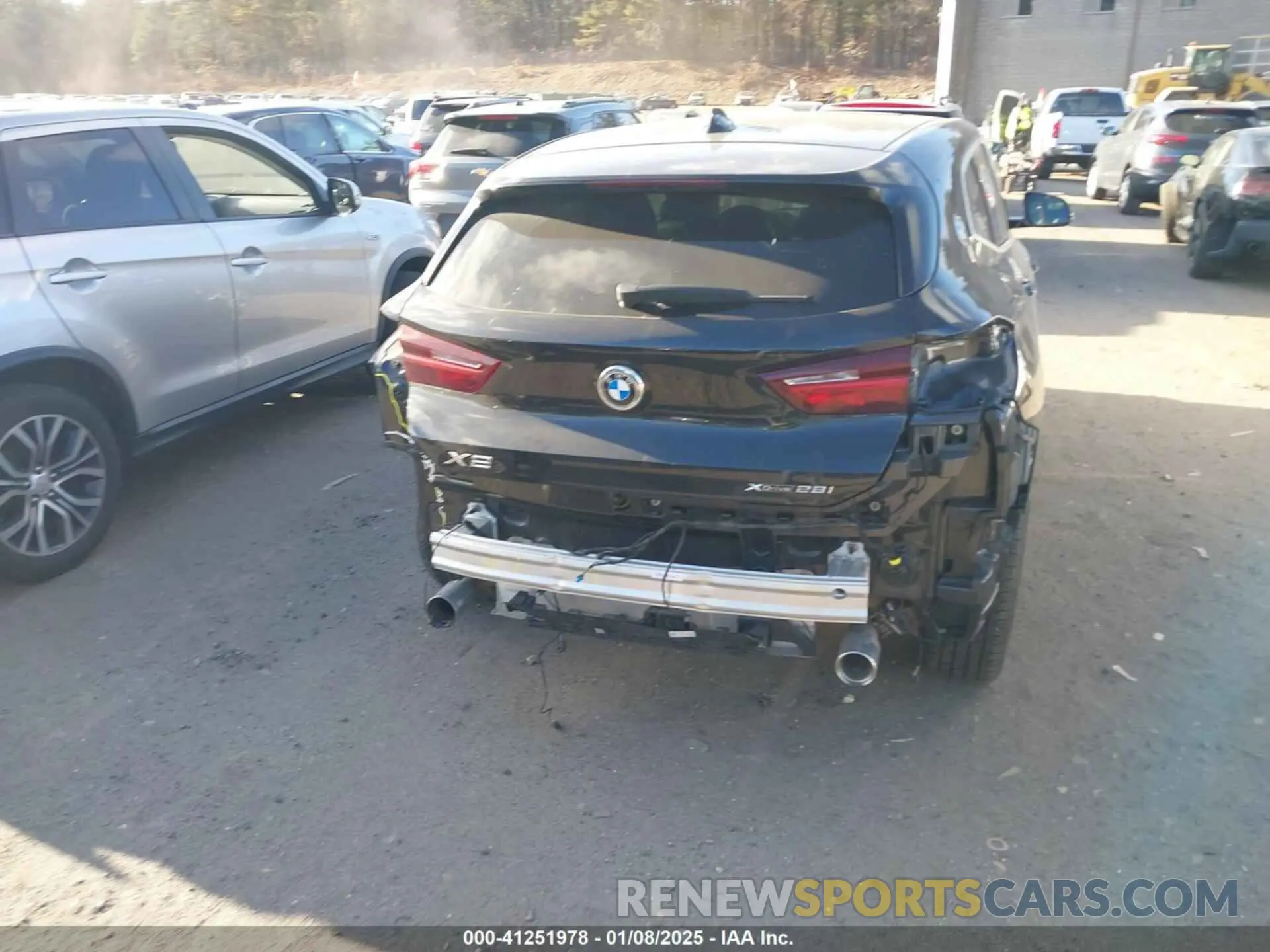 18 Photograph of a damaged car WBXYJ1C00N5U75582 BMW X2 2022