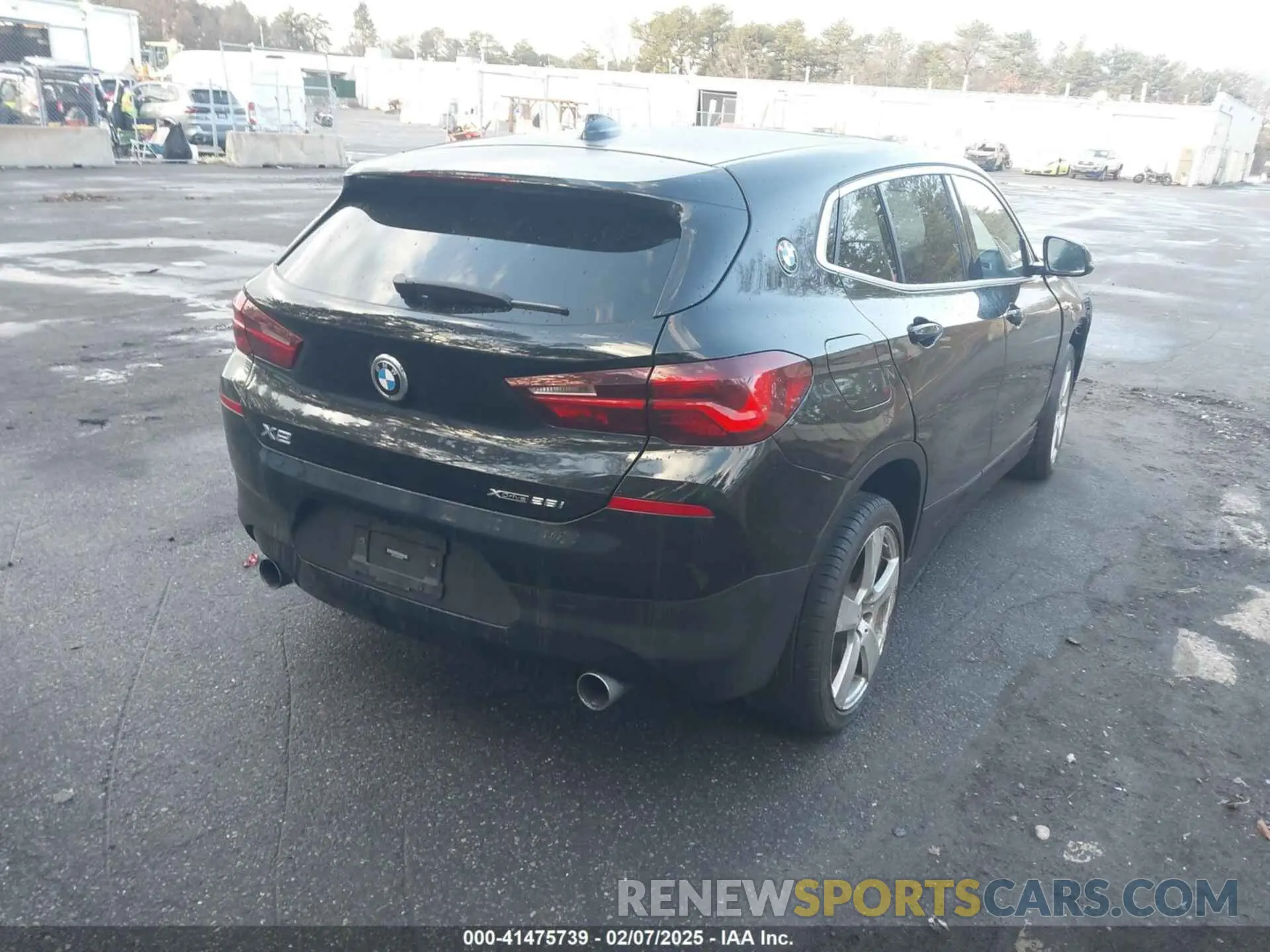4 Photograph of a damaged car WBXYJ1C02N5T91876 BMW X2 2022