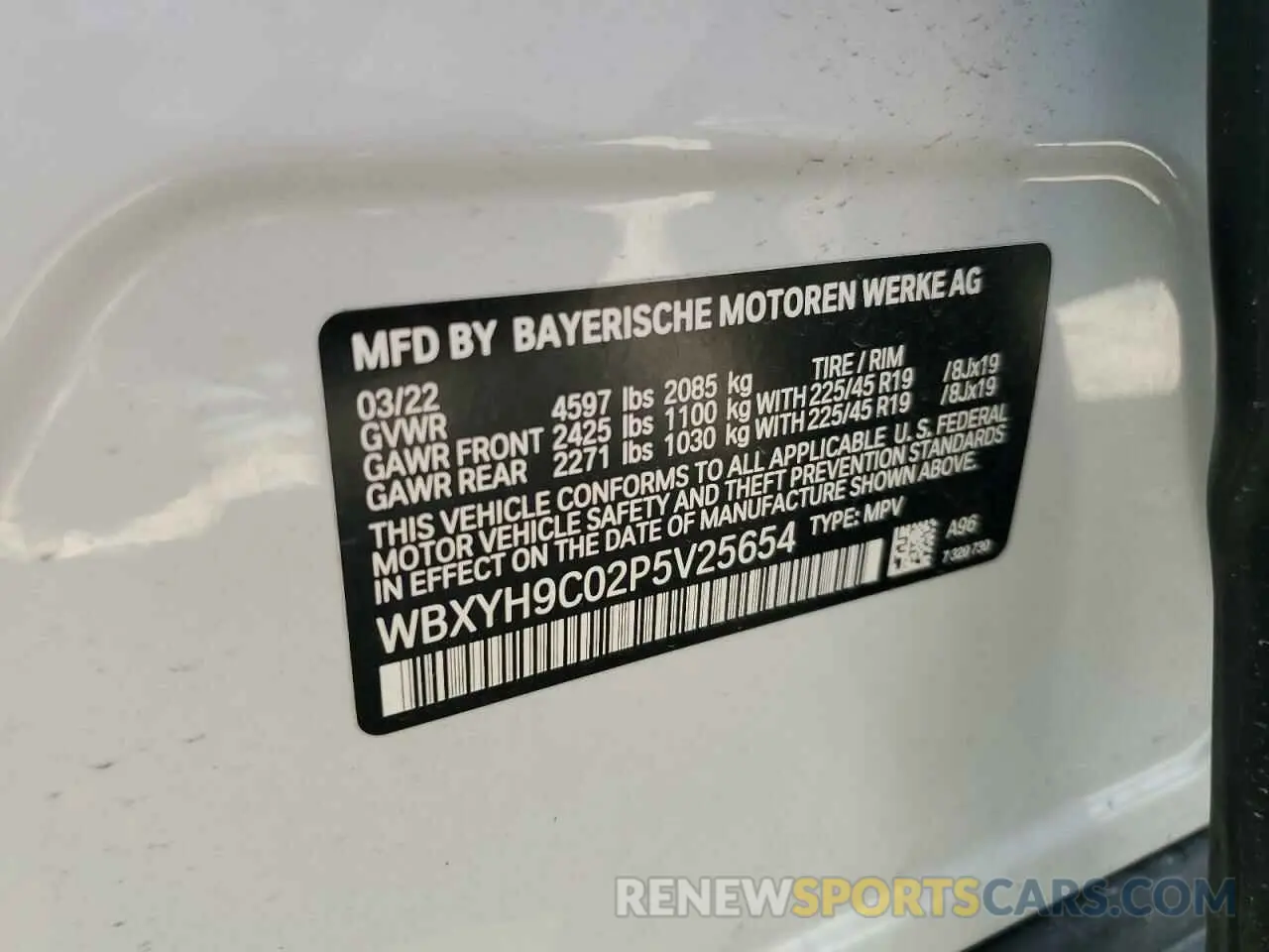 12 Photograph of a damaged car WBXYH9C02P5V25654 BMW X2 2023
