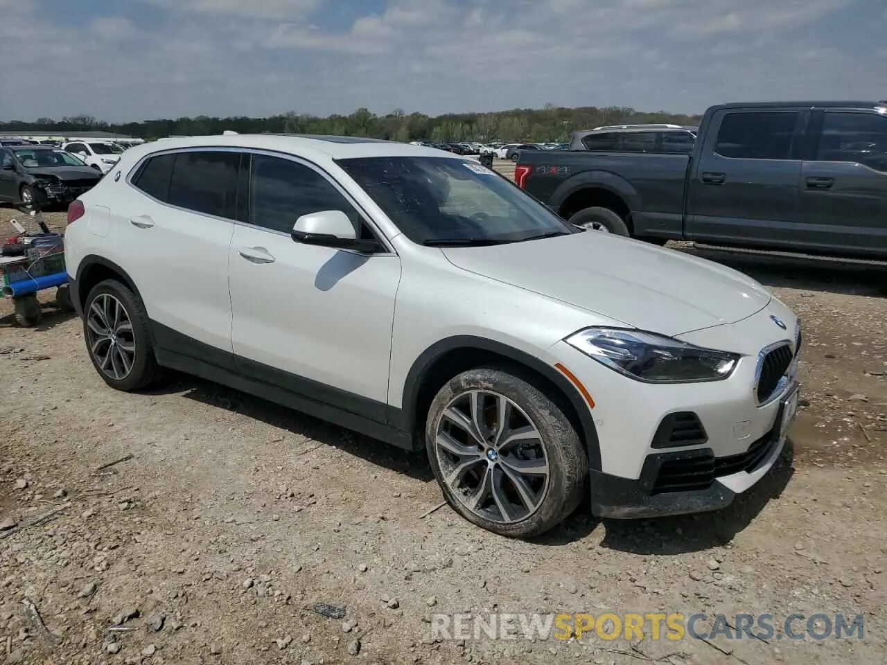 4 Photograph of a damaged car WBXYH9C02P5V25654 BMW X2 2023