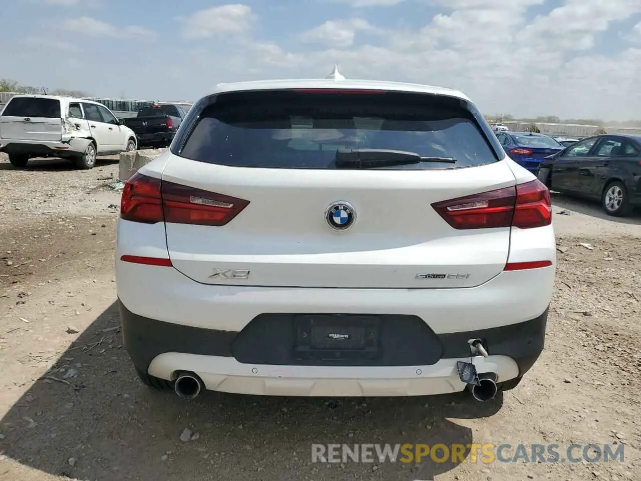 6 Photograph of a damaged car WBXYH9C02P5V25654 BMW X2 2023