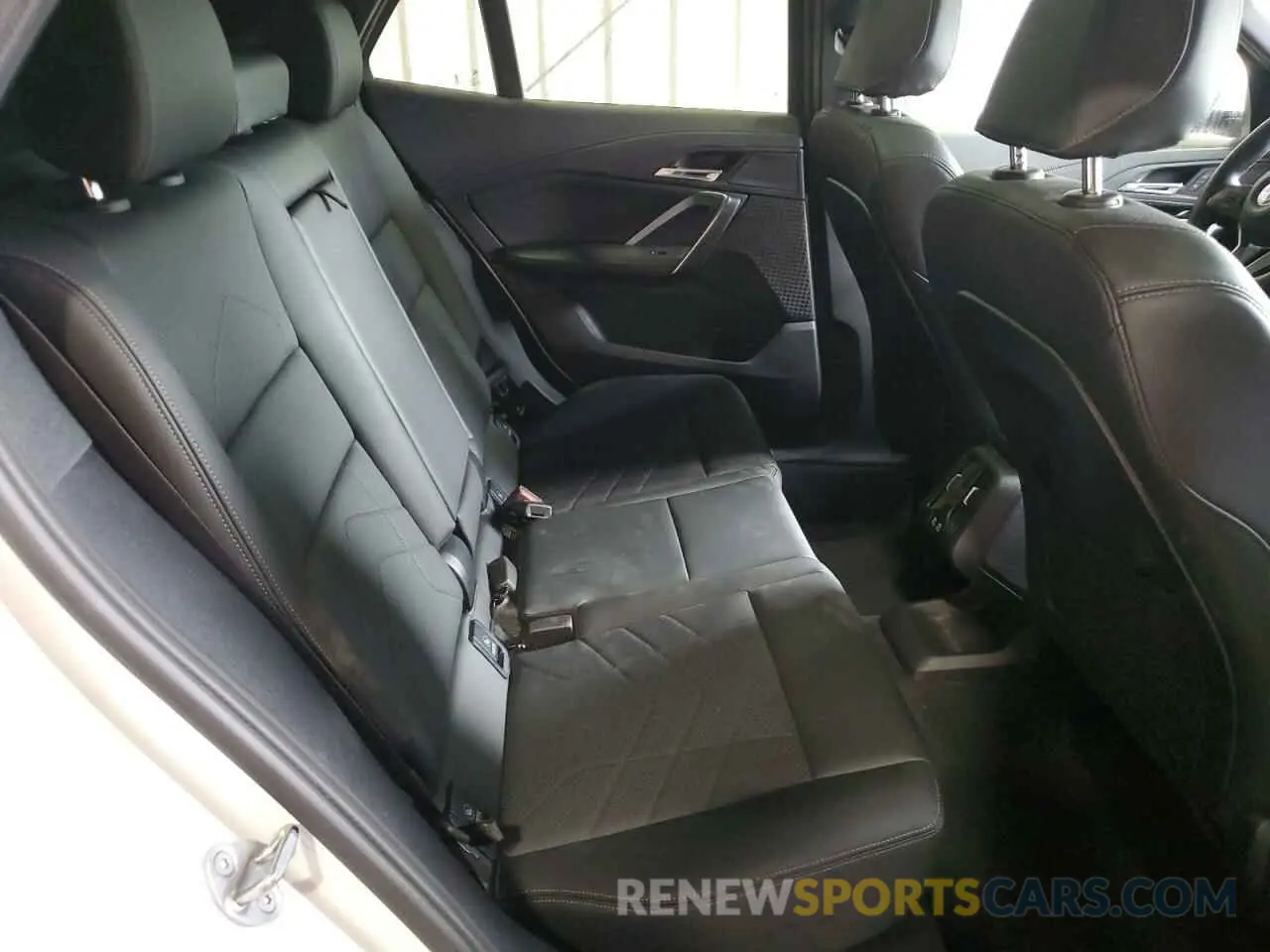 11 Фотография поврежденного автомобиля WBX63GM03R5Z89418 BMW X2 2024
