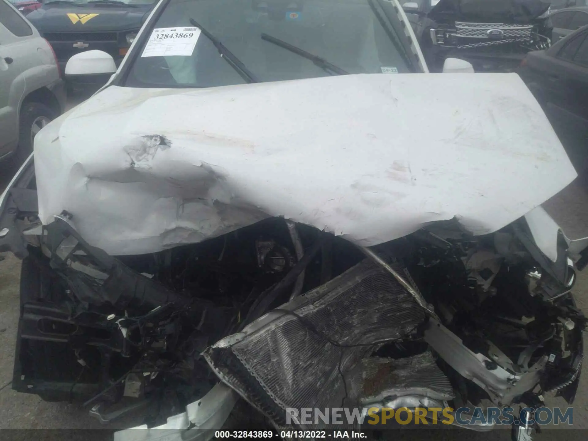 10 Photograph of a damaged car 5UXTR7C50KLE93670 BMW X3 2019