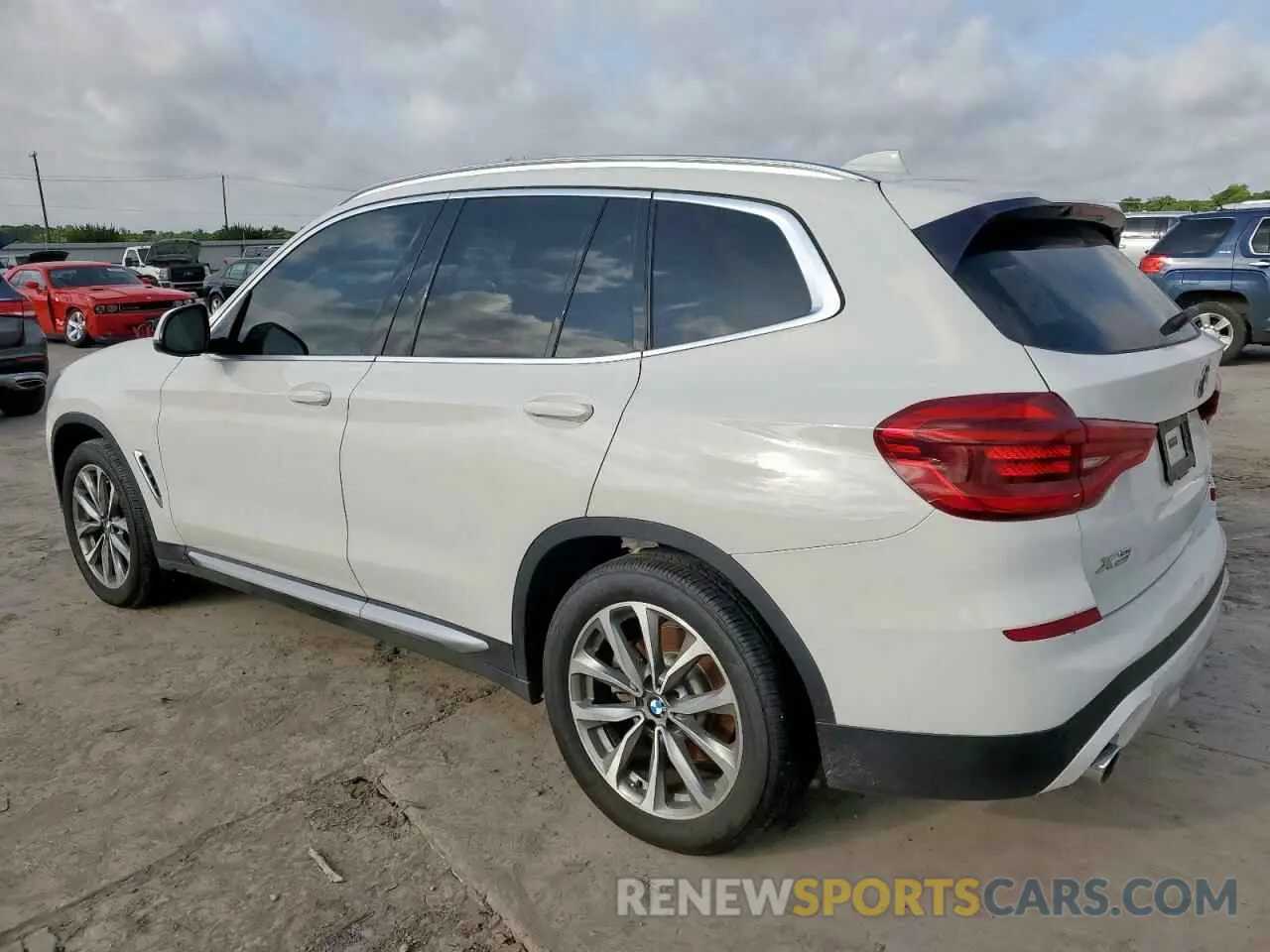 2 Photograph of a damaged car 5UXTR7C50KLE94138 BMW X3 2019