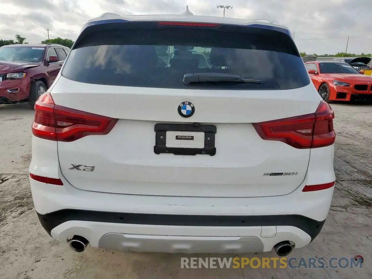 6 Photograph of a damaged car 5UXTR7C50KLE94138 BMW X3 2019
