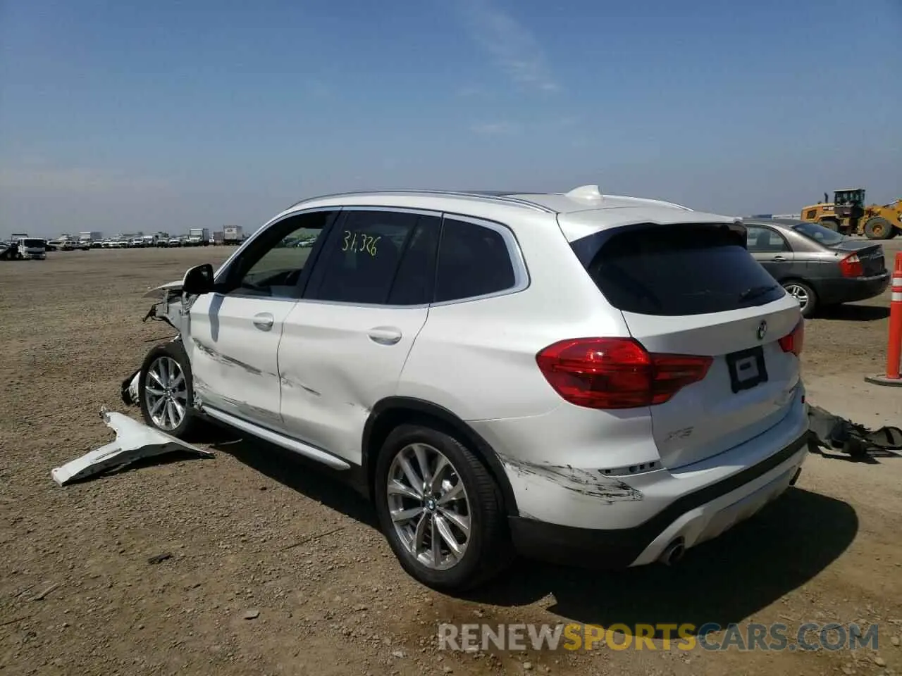 3 Photograph of a damaged car 5UXTR7C50KLE97704 BMW X3 2019