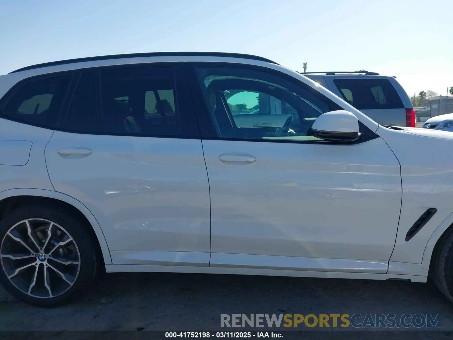 13 Photograph of a damaged car 5UXTR7C50KLF24450 BMW X3 2019