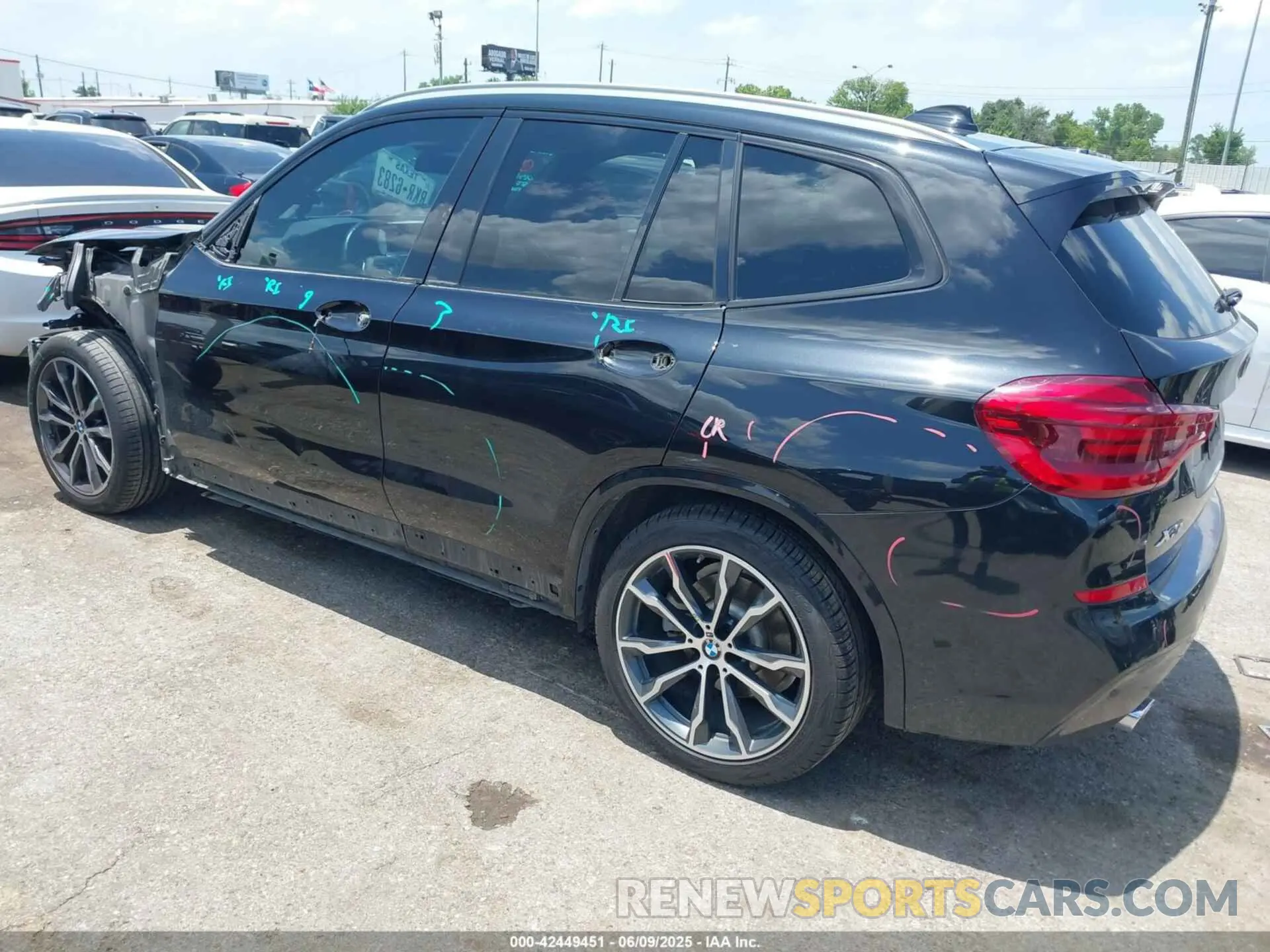 3 Photograph of a damaged car 5UXTR7C50KLF31866 BMW X3 2019