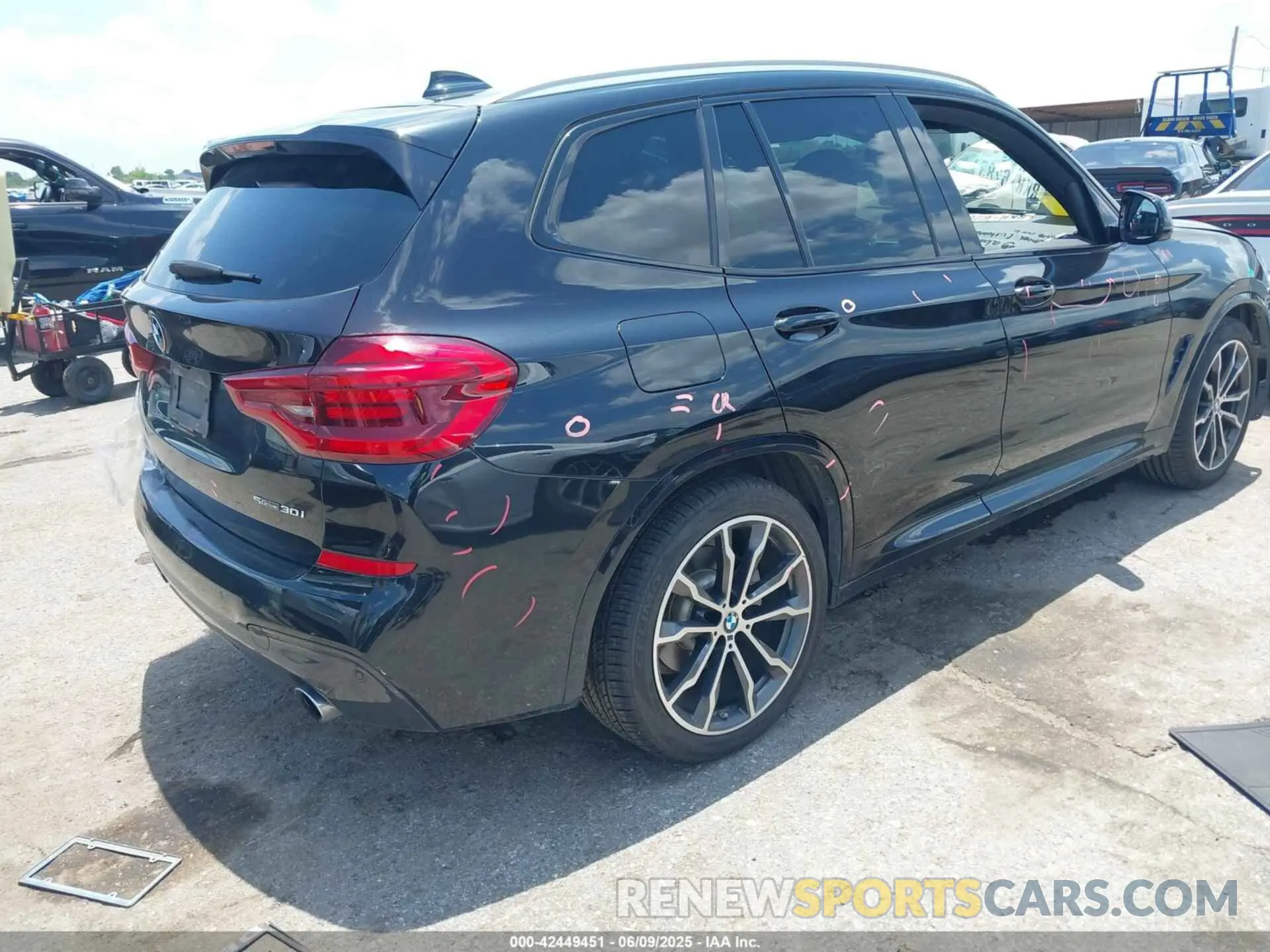 4 Photograph of a damaged car 5UXTR7C50KLF31866 BMW X3 2019