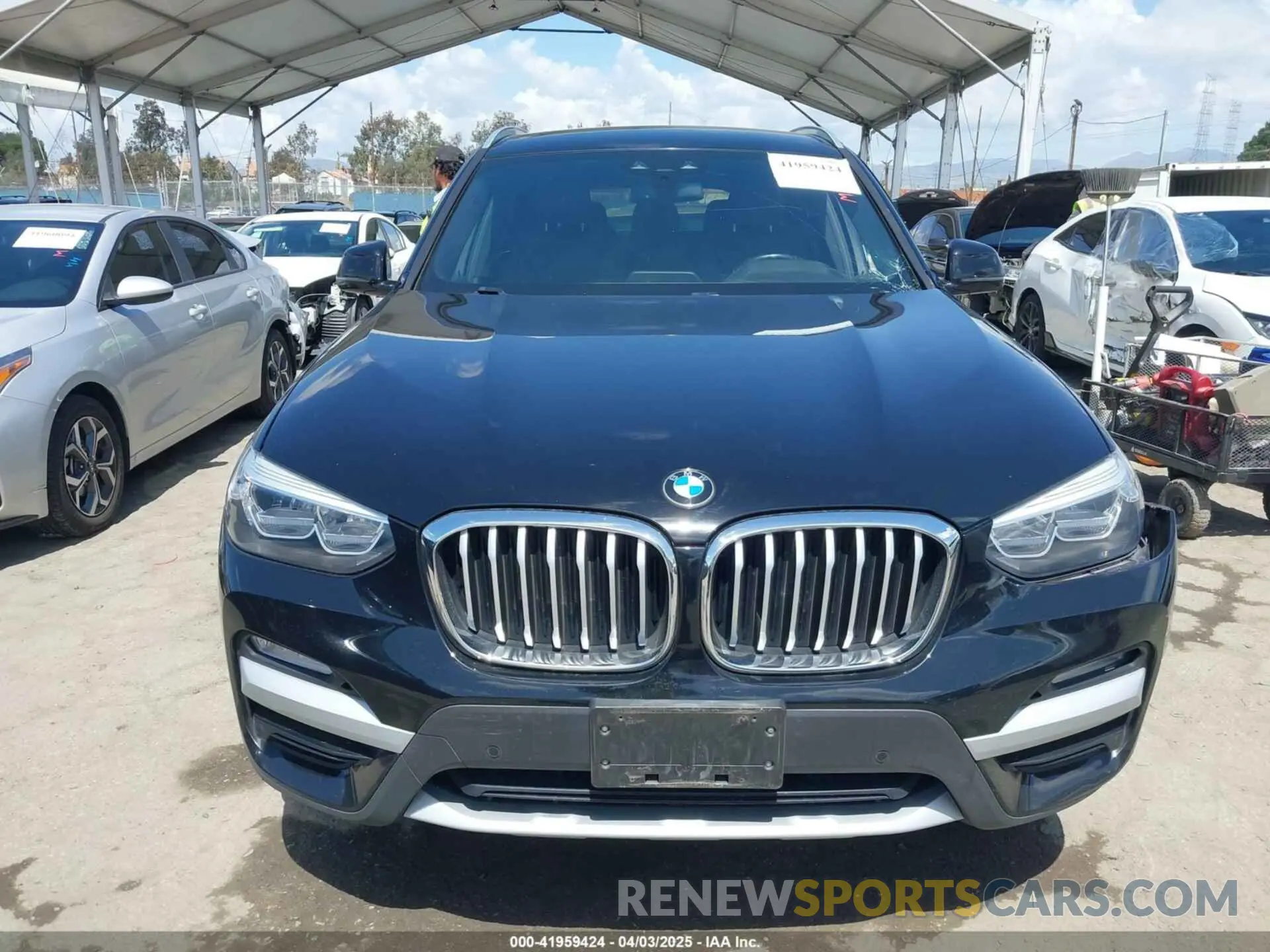12 Фотография поврежденного автомобиля 5UXTR7C50KLR49700 BMW X3 2019