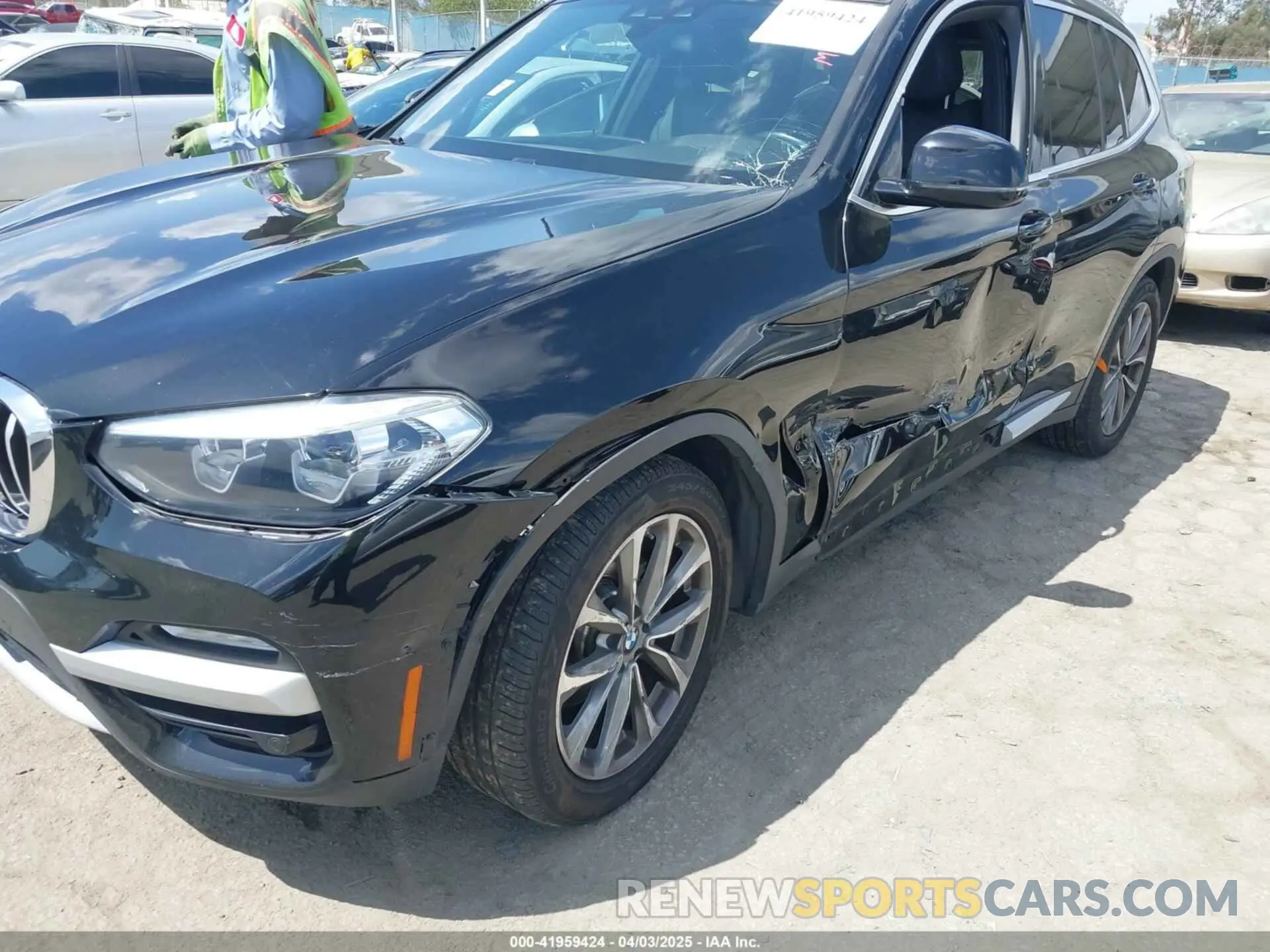 6 Фотография поврежденного автомобиля 5UXTR7C50KLR49700 BMW X3 2019