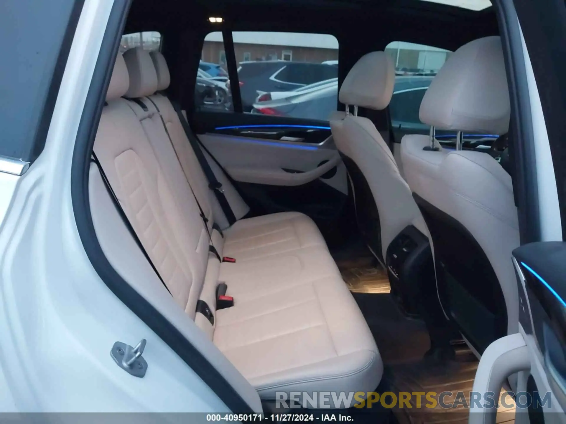 8 Фотография поврежденного автомобиля 5UXTR7C51KLF31956 BMW X3 2019