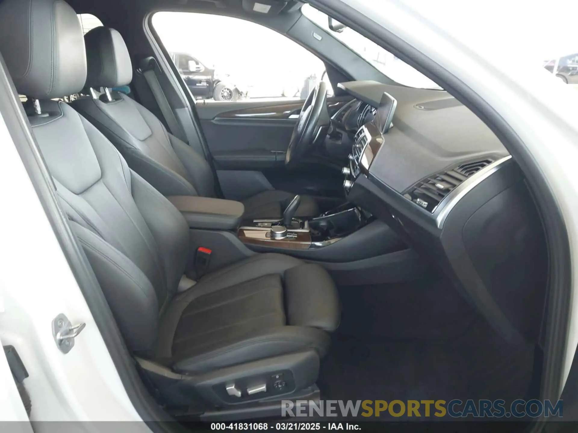 5 Фотография поврежденного автомобиля 5UXTR7C51KLR46028 BMW X3 2019