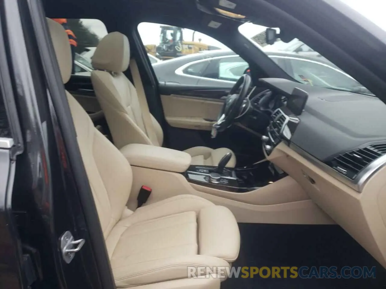 5 Photograph of a damaged car 5UXTR7C51KLR48961 BMW X3 2019