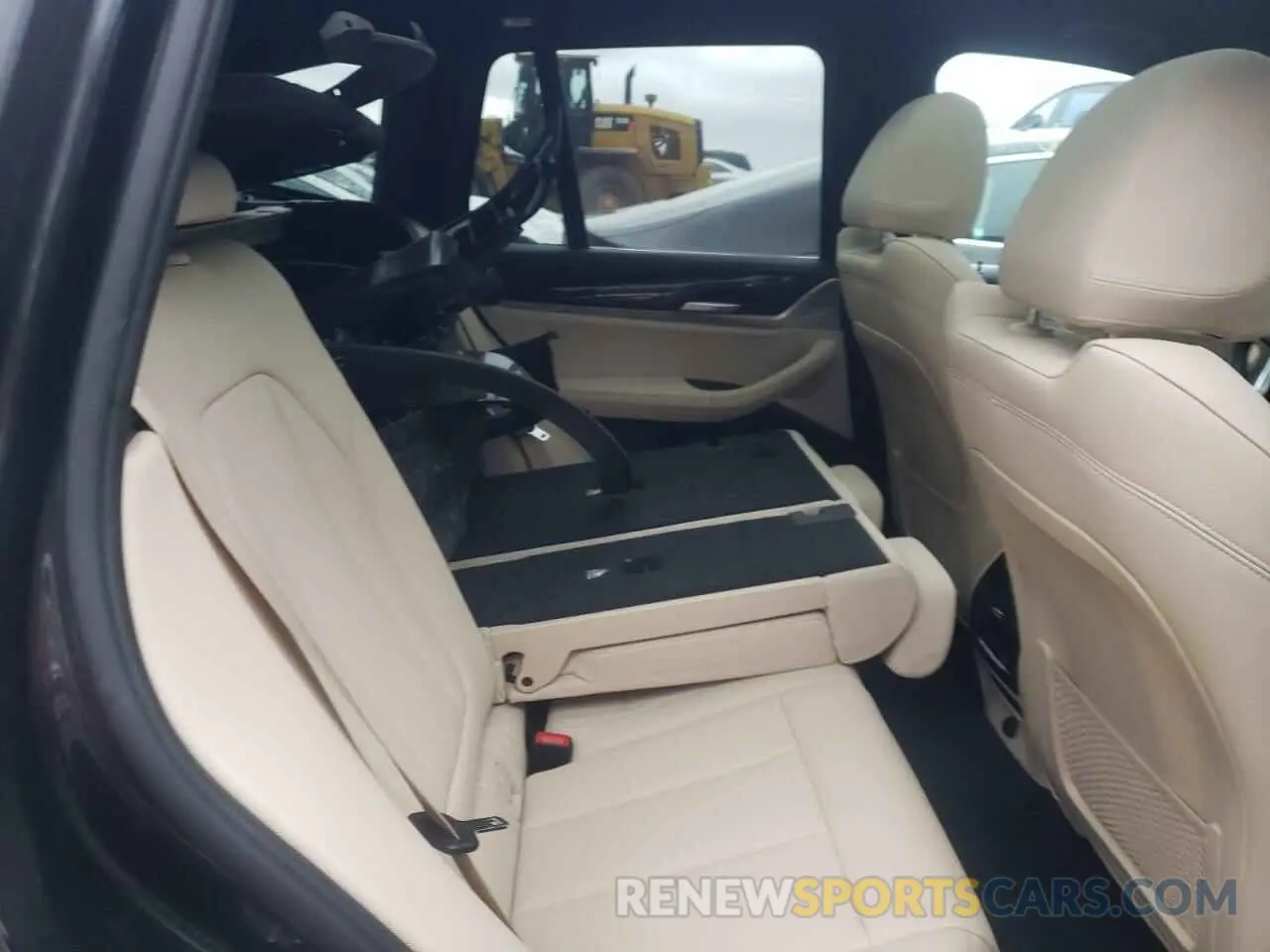 6 Photograph of a damaged car 5UXTR7C51KLR48961 BMW X3 2019