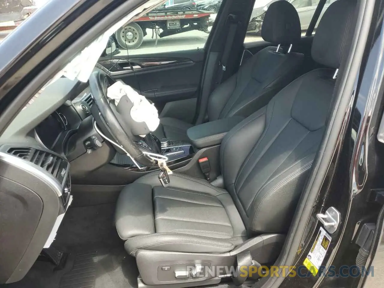 7 Photograph of a damaged car 5UXTR7C51KLR52721 BMW X3 2019