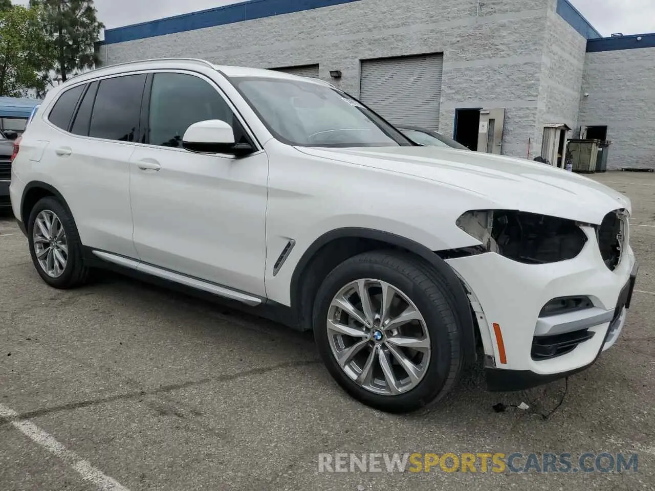 4 Photograph of a damaged car 5UXTR7C52KLE96957 BMW X3 2019