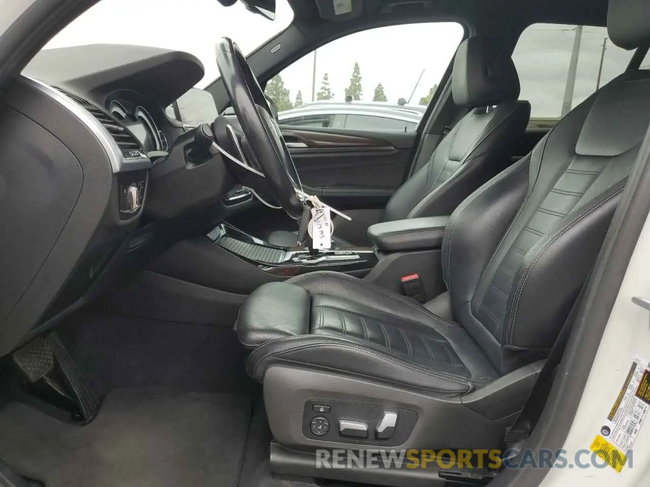 7 Photograph of a damaged car 5UXTR7C52KLE96957 BMW X3 2019