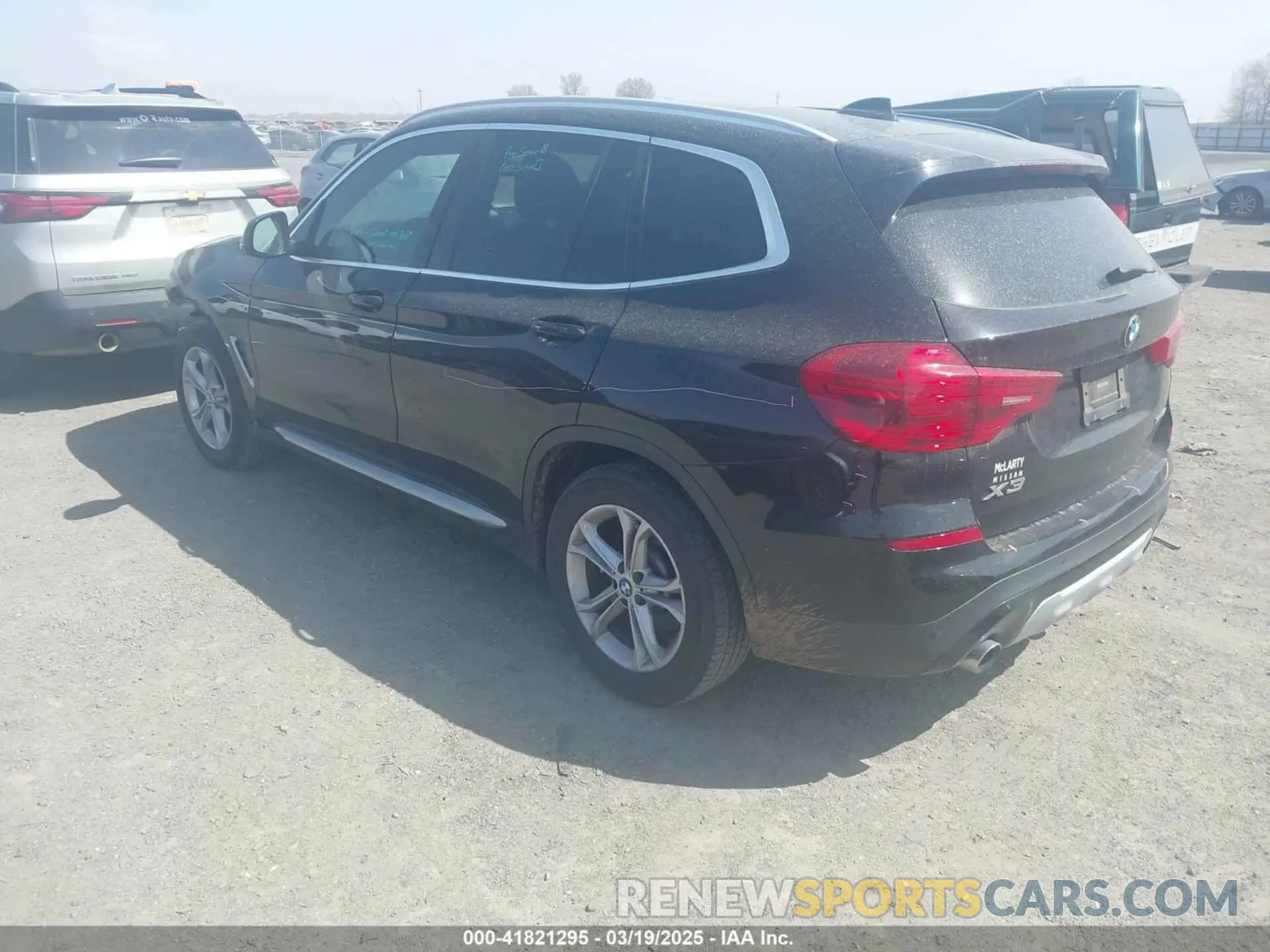 3 Photograph of a damaged car 5UXTR7C52KLF24627 BMW X3 2019