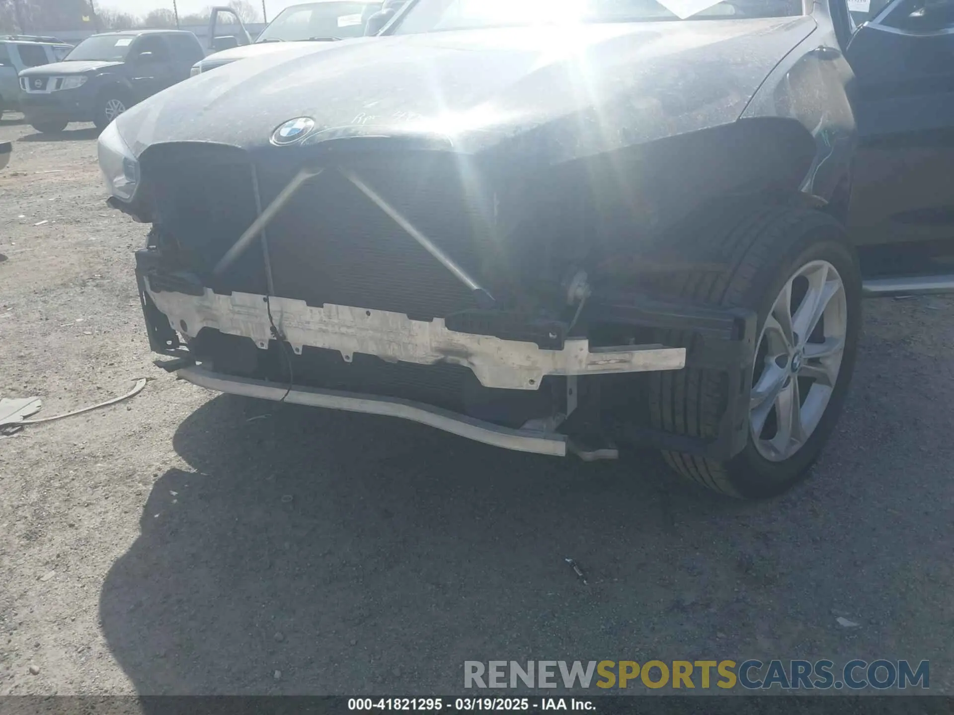 6 Photograph of a damaged car 5UXTR7C52KLF24627 BMW X3 2019