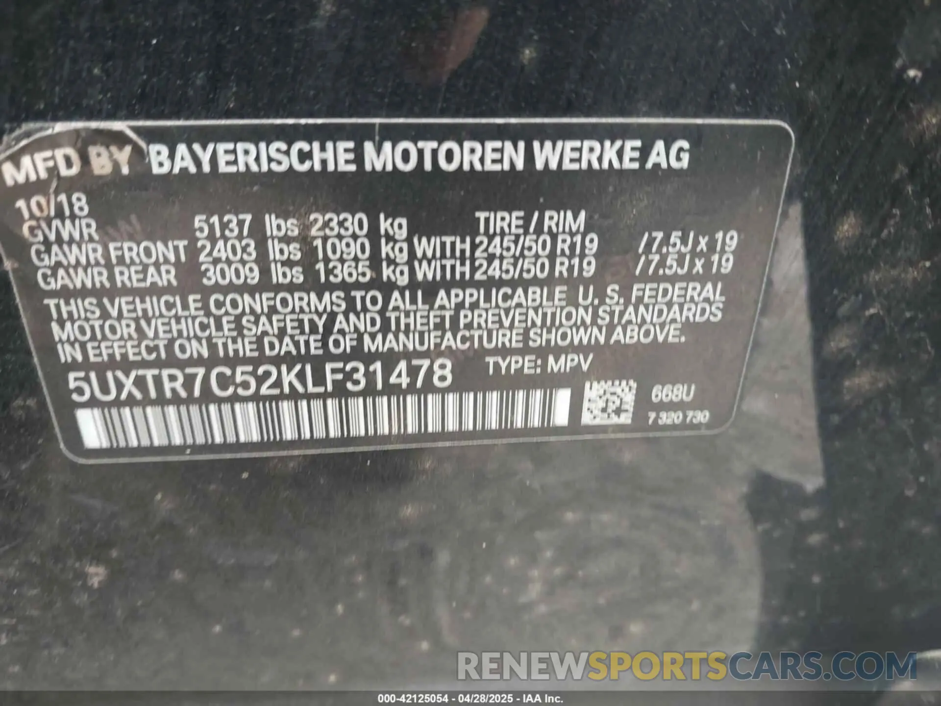 9 Photograph of a damaged car 5UXTR7C52KLF31478 BMW X3 2019
