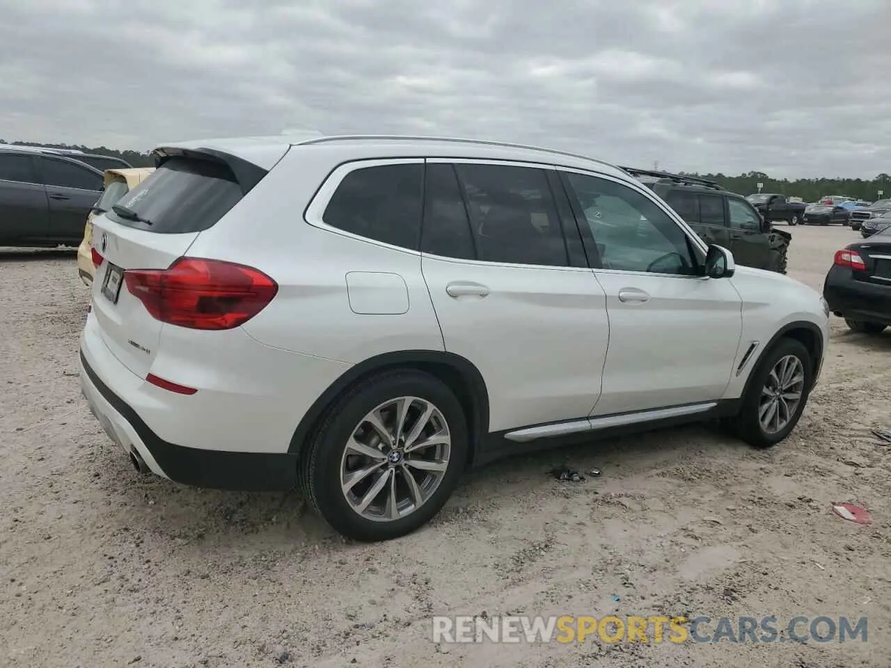 3 Фотография поврежденного автомобиля 5UXTR7C52KLF37667 BMW X3 2019