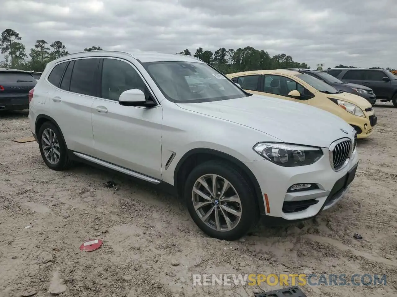 4 Фотография поврежденного автомобиля 5UXTR7C52KLF37667 BMW X3 2019