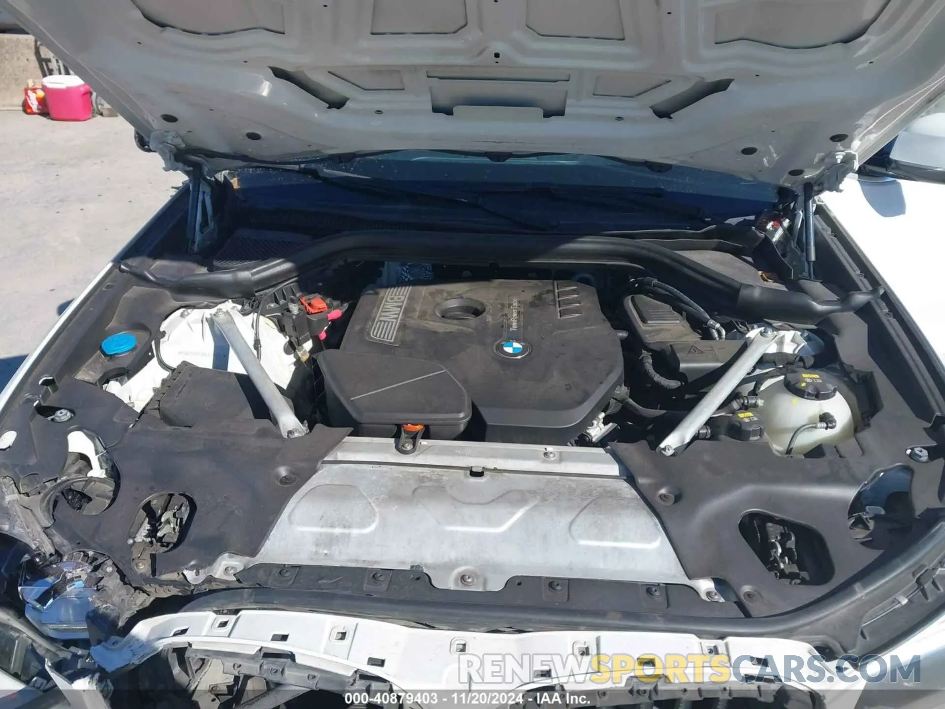10 Photograph of a damaged car 5UXTR7C53KLF25074 BMW X3 2019