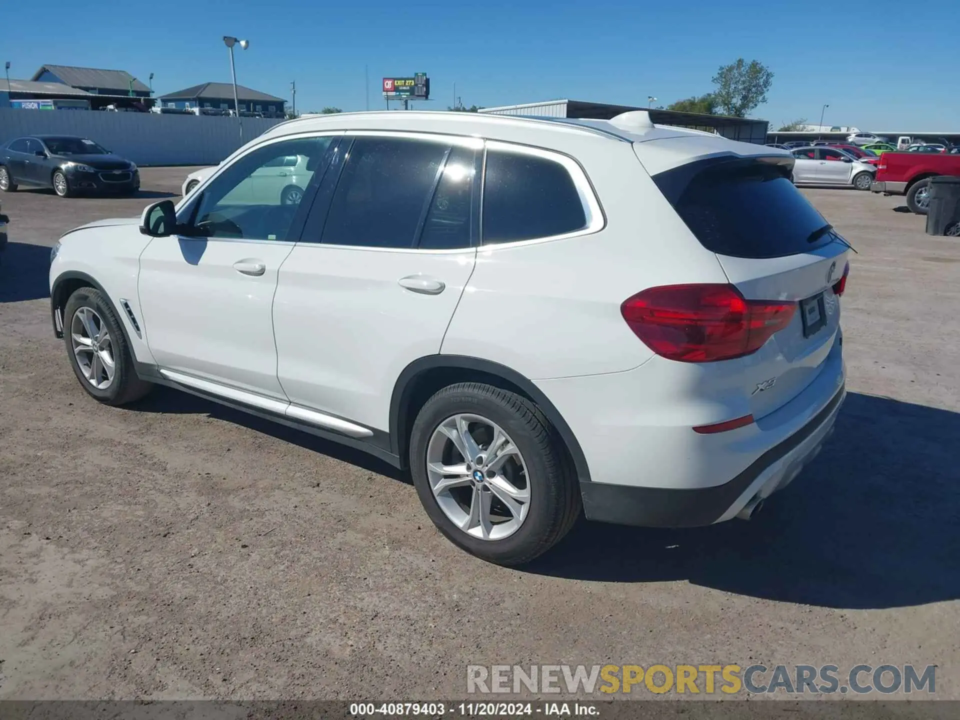 3 Photograph of a damaged car 5UXTR7C53KLF25074 BMW X3 2019