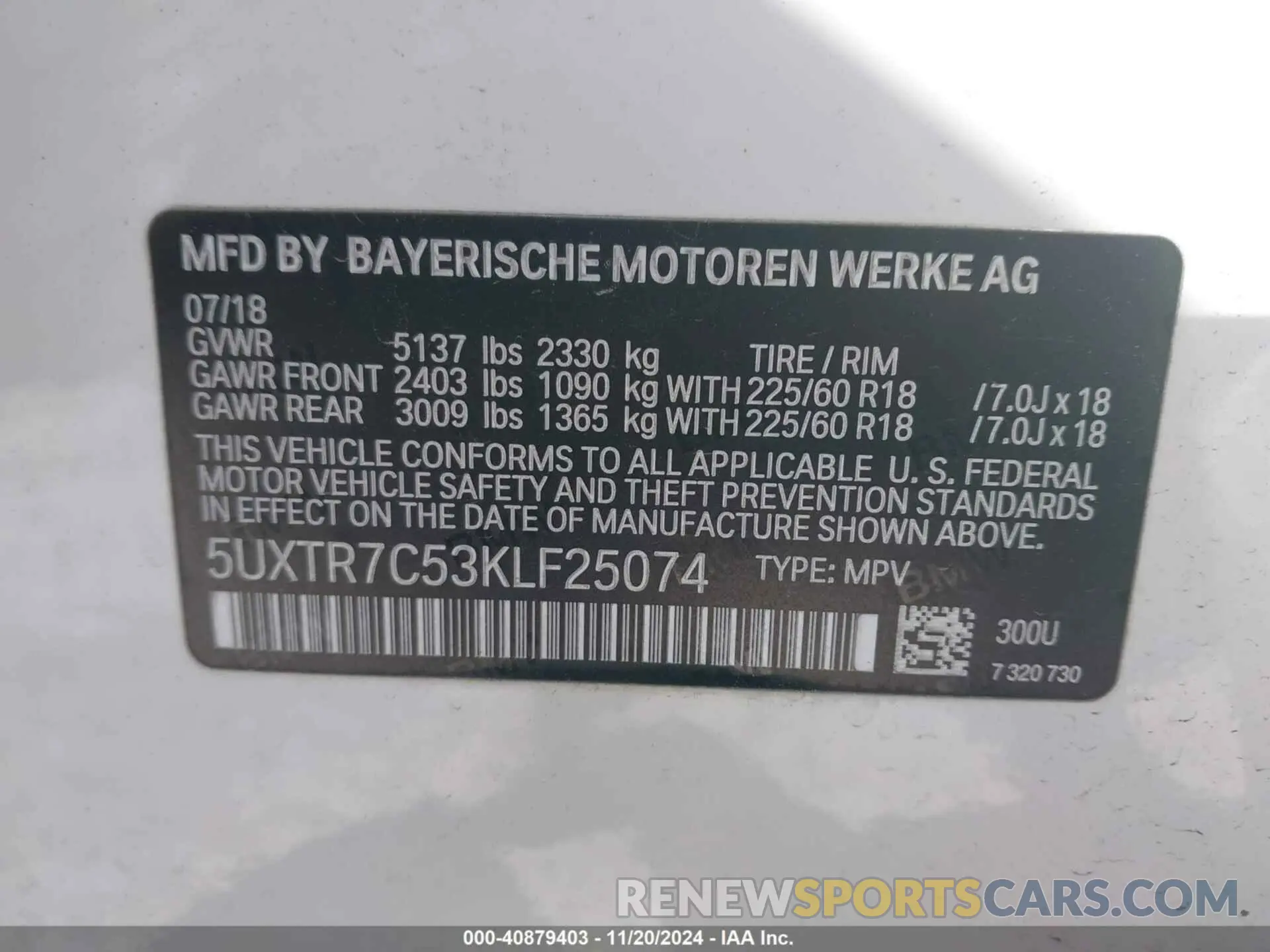 9 Photograph of a damaged car 5UXTR7C53KLF25074 BMW X3 2019