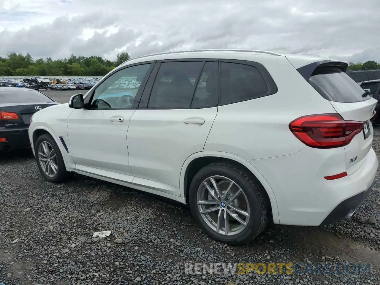 2 Фотография поврежденного автомобиля 5UXTR7C53KLF27519 BMW X3 2019